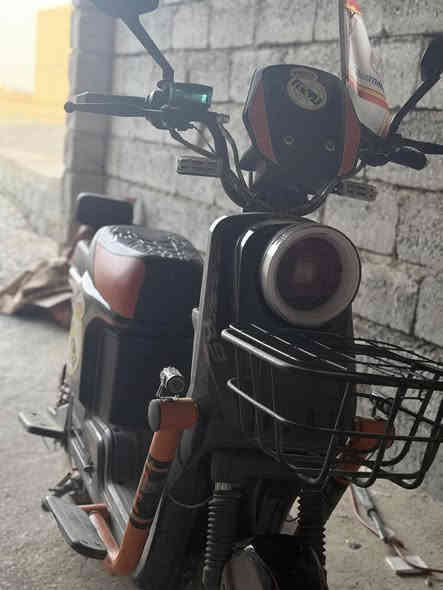 السلام عليكم 

للبيع باسكل شحن R9

النضافه فوللل

نقص باترين

السعر 500وبي مجال 

للاستفسار ***********
او مراسله ع خاص موجود

ملاحضه : المو شراي لاتبزعني
