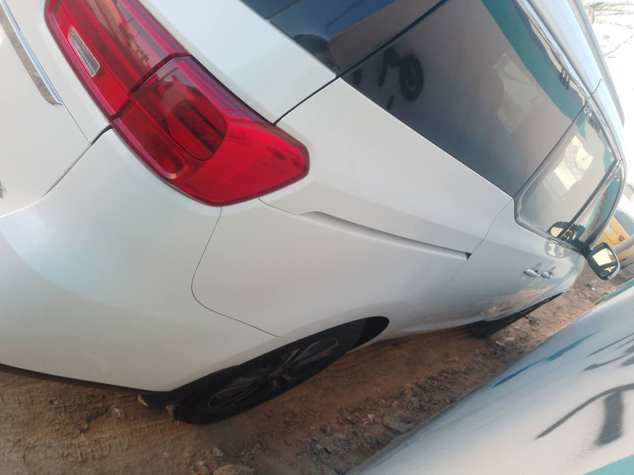 السلام عليكم اخوان كيا سيدونا 2020 السيارة مكفولة كفالة عامة وارد كندي فول مواصفات حساسات أمامية وخلفية ردارت وضعيات قيادة كشنات حار بارد كير 8 نمر السعر 260 لاسستفار على الرقم *********** ***********
