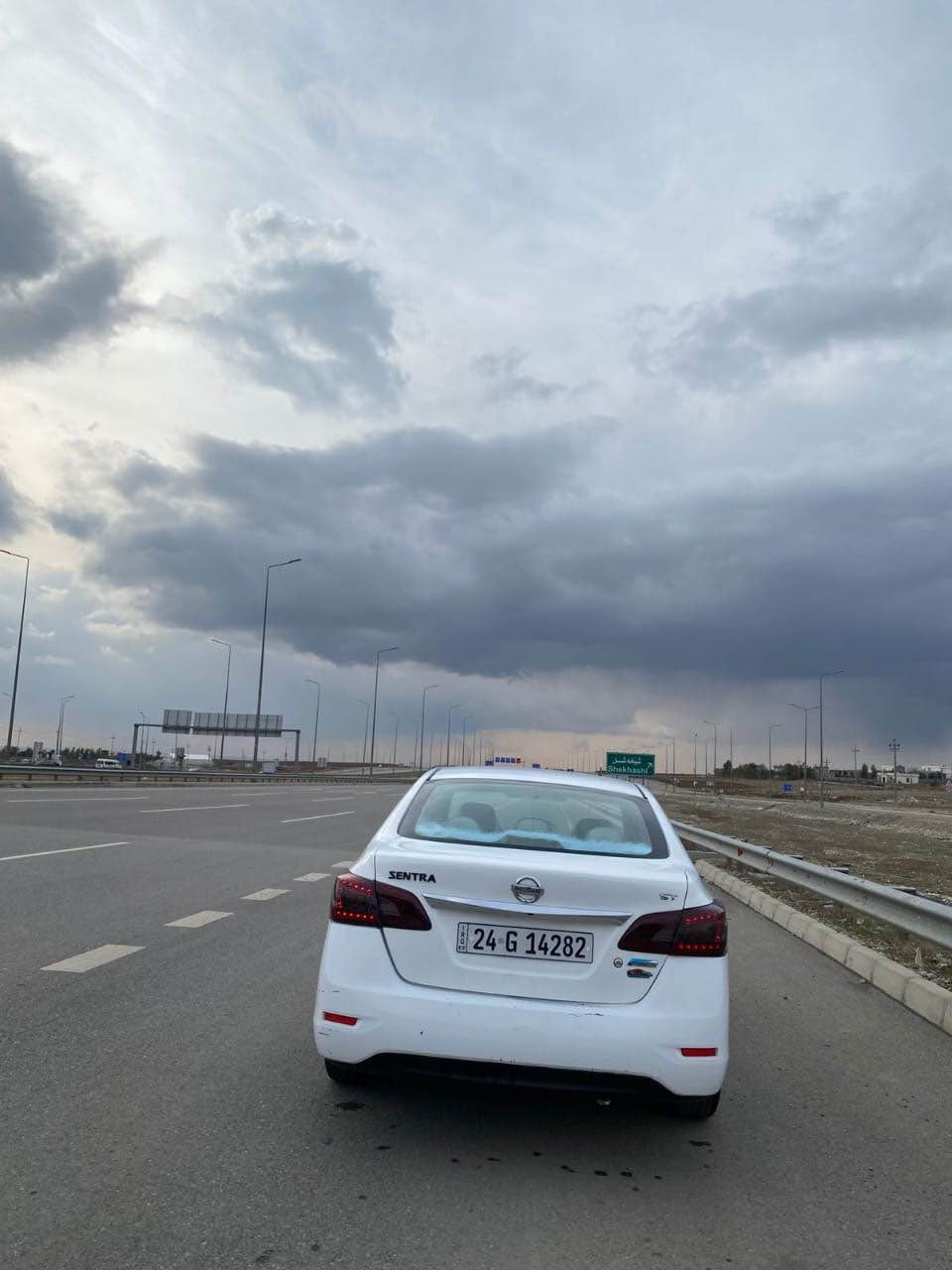 سلام العليم
نيسان سينترا 2018 خليجى
مةكينه و گير و بةناوكردن و تةقةورةقه بةشةر سةيارةكه سئ پارچةى پشتى سبوغه ناوى گرتوه چاملغى پيشى لاى سكن تؤزئ ساردى هةيه لةگةل بؤنيتيش هةنديك ساردى هةيه -پيشى يةك تؤز ژؤرئ گرتيه بةدةنةى سبوغه لةگةل شانسى يةك تؤز تةعديلى هةيه بئ لةحيم و بئ سبوغ
سةيارةكه مالى دؤسته هيچ كةموكورتيةكى نيه زؤر زؤر پاك ماوةتةوه .شوين هةولير تكايه گةر مشتةرى نيت بيزارم مةكه
سعر-115$ مةجاليكى برايانه
ژ.م *********** أربيل, العراق
