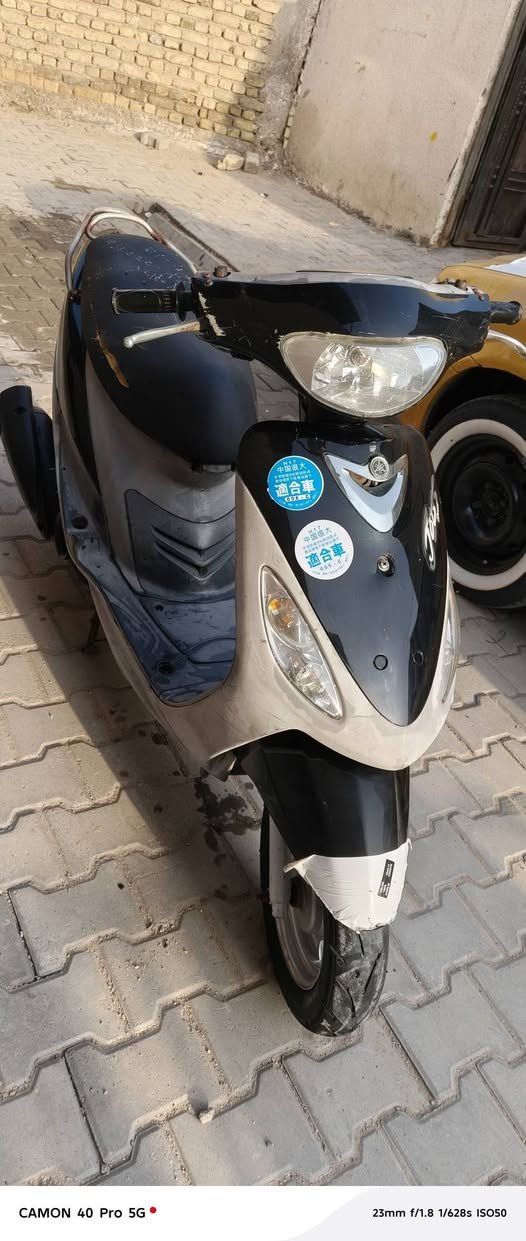 سلام عليكم دراجه ماكس للبيع
دراجه مكنيه حلوه حلوه مشي صوت كلشي حلو 

مامفتوحه دراجه كامله 

كفرات اصلي ختم واحد وي المكنيه 

سعر 700 وبيه مجال 
خاص مفتوح ورقمي ***********
