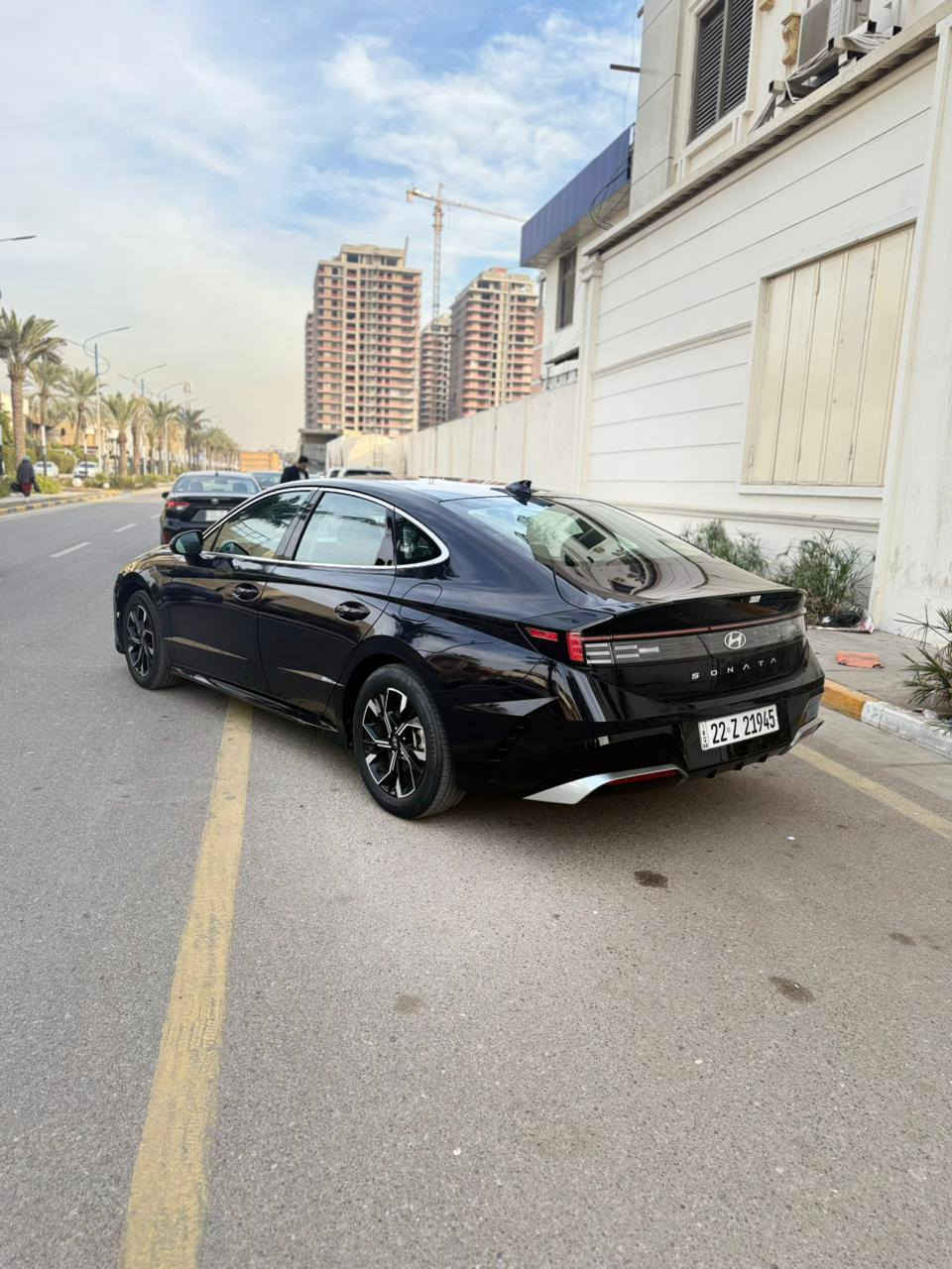 السلام عليكم 
سوناتا موديل
 2024
ماشيه 47mi

اللون اسود حبري متغير
مواصفات
شاشه 
كامره
لايت عدسات
بصمه
رادار امامي
رادار خلفي
رادار جانبي
لد امامي خلفي
ويل كب
توقف ذاتي 
قياده ذاتيه
تنبيه خروج عن المسار
تحديد مسار 
فول تحكم ستيرن
كشن السائق كهرباء
تدفئه بالكشنات
تدفئه بالاستيرن 
داخل  اسود
شفتات 
كير تعليك
تبريد بيانو لمس
ترحيب عند الاقتراب
صندوق ذكي
تشغيل عن بعد
محرك 2500✈️
صور الحادث بالمنشور فقط جاملغ وحافة الباب بجم امامي خلفي كبس شركه
الحادث سطحي 
بدون اي دواخل شاصي اللغد والايرباك والكير والمحرك كلهن مكفولات 
صور امريكا بالمنشور
للاستفسار***********
الموقع بغداد الكاظميه چكوك
السعر 192$
رقم اربيل الدولي تحويل وكاله مضمون بغداد, العراق
