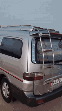 سلام عليكم ستاركس اللبيع 2005 سياره جاهزه  تبريد شغال  سياره بسمي السنويه ل 2031 مامطلوبه مصفره هيئه وغرامه مكان سماوه رميثه السعر 70 وبيهه مجال احگ الجيه *********** مامتواجد عل فيس
