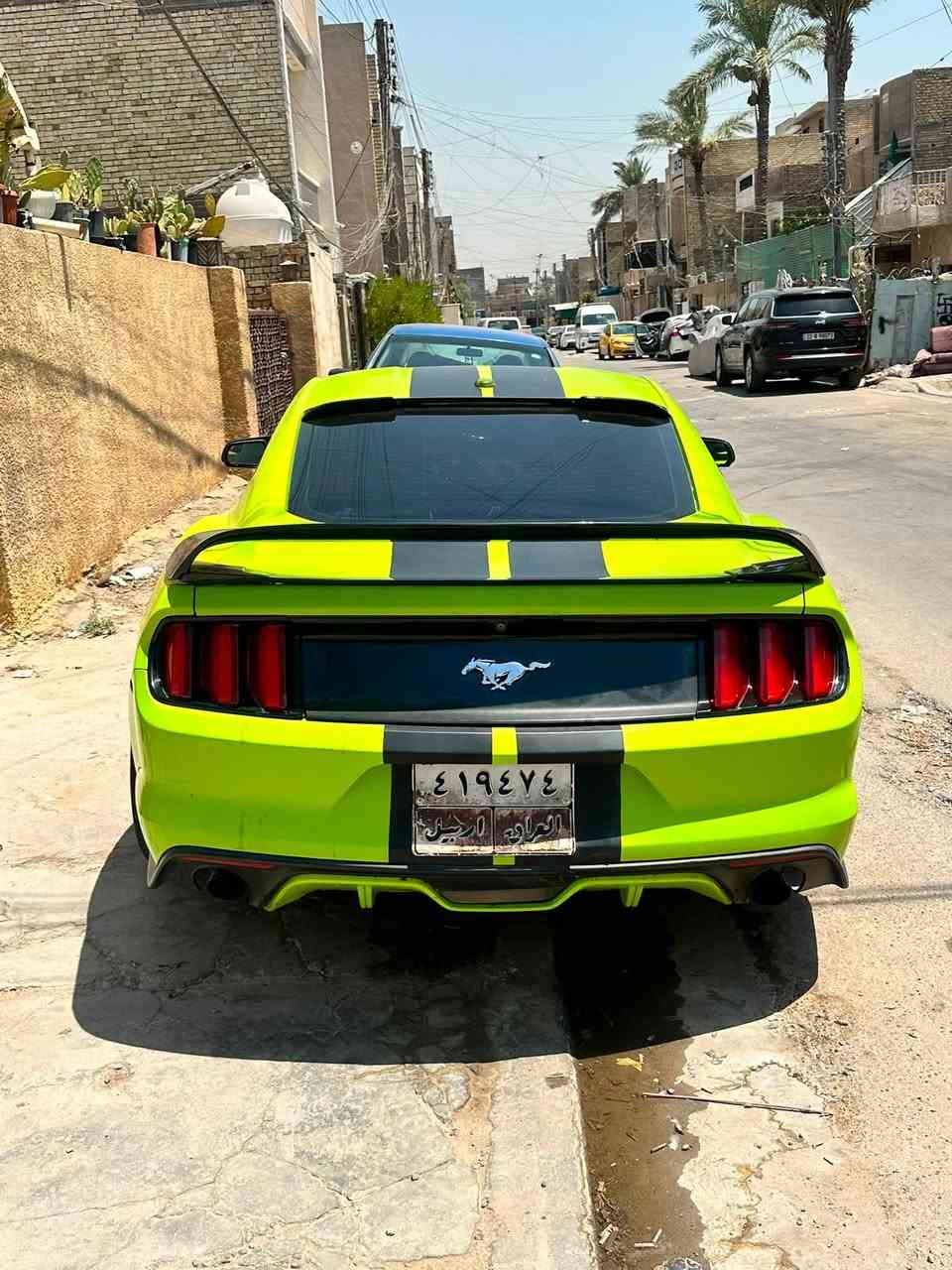 السلام عليكم 
موستنك بريميوم  ايكو بوست كير عادي 2015
مكينة جديدة مصار شهر من شادها كير واكسل جدد
صدر خلفي جديد والامامي نظيف تبريد تدفئة كشنات تدفئة تبريد سيارة مغيرين لونها وبسنويه هم متغير حادثها بنيد وجاملغ هزة جديدة بشهر 5 مسويها يعني كبل تروح تحول سيارة بيها نقوصات كلش بسيطة 
سعر 85 وبي مجال مكان بغداد 
***********
