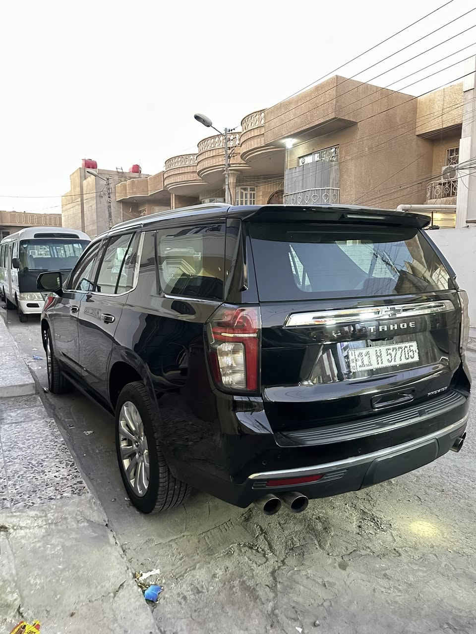 سلام عليكم تاهو موديل 2022 براميرا فول مواصفات للأخير ماشية 77km مكفولة بيها بارد بسيط بالجاملغ السعر 500 العنوان بغداد البنوك ***********
