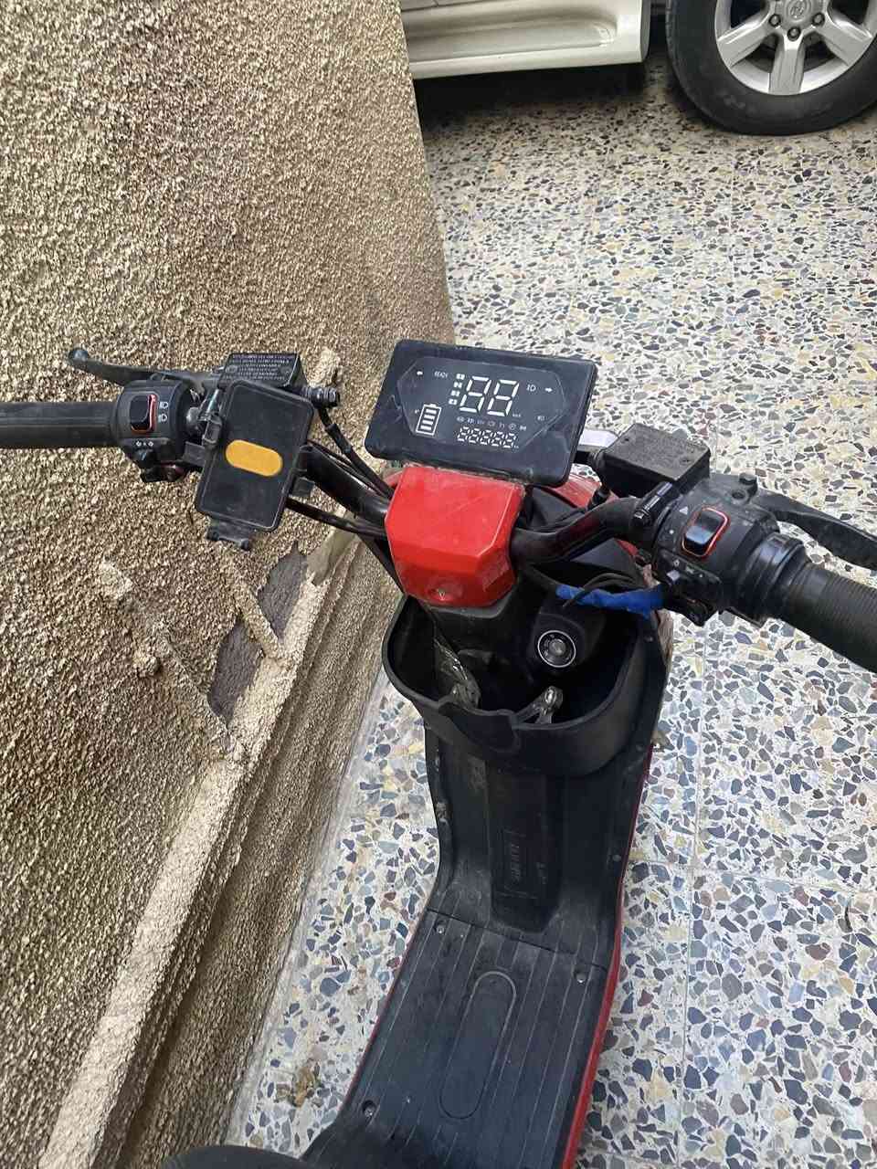 السلام عليكم
للبيع درجة شحن R9 شركة حيدر النيار ( أخت الجديدة ) كلش نظيفة بس يجي وياها شاحنة بعد حجم التاير 16 بيها نظام بلوتوث وبريك امامي وخلفي وكلوب ناصي عالي النمرة الرابعة الحقيقي ونظام R الرجوع الى الخلف العنوان بغداد 
السعر 350 وبيه مجال للشراي 
لاستفسار اتصال أو واتساب 
***********
