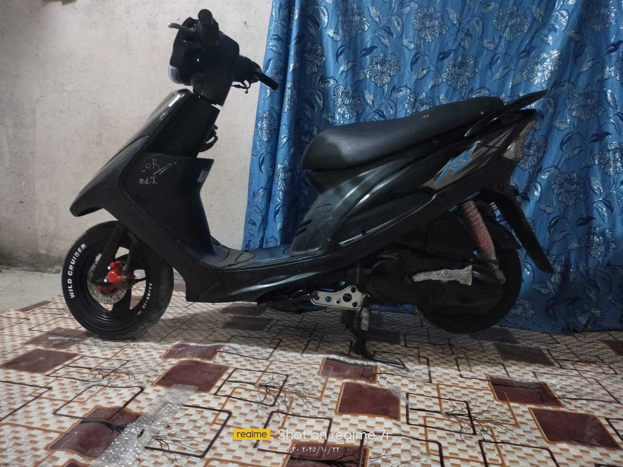 السلام عليكم ماكس عدله حاويه دراجه مامفتوحه كهربائيات عامه شغاله كزوز رياضي fm دراجه خير من الله  مكان بصره قضاء المدينه سعر 750 وبيهه مجال *********** ملاحضه (بيهه خيط بخار بدايه )
