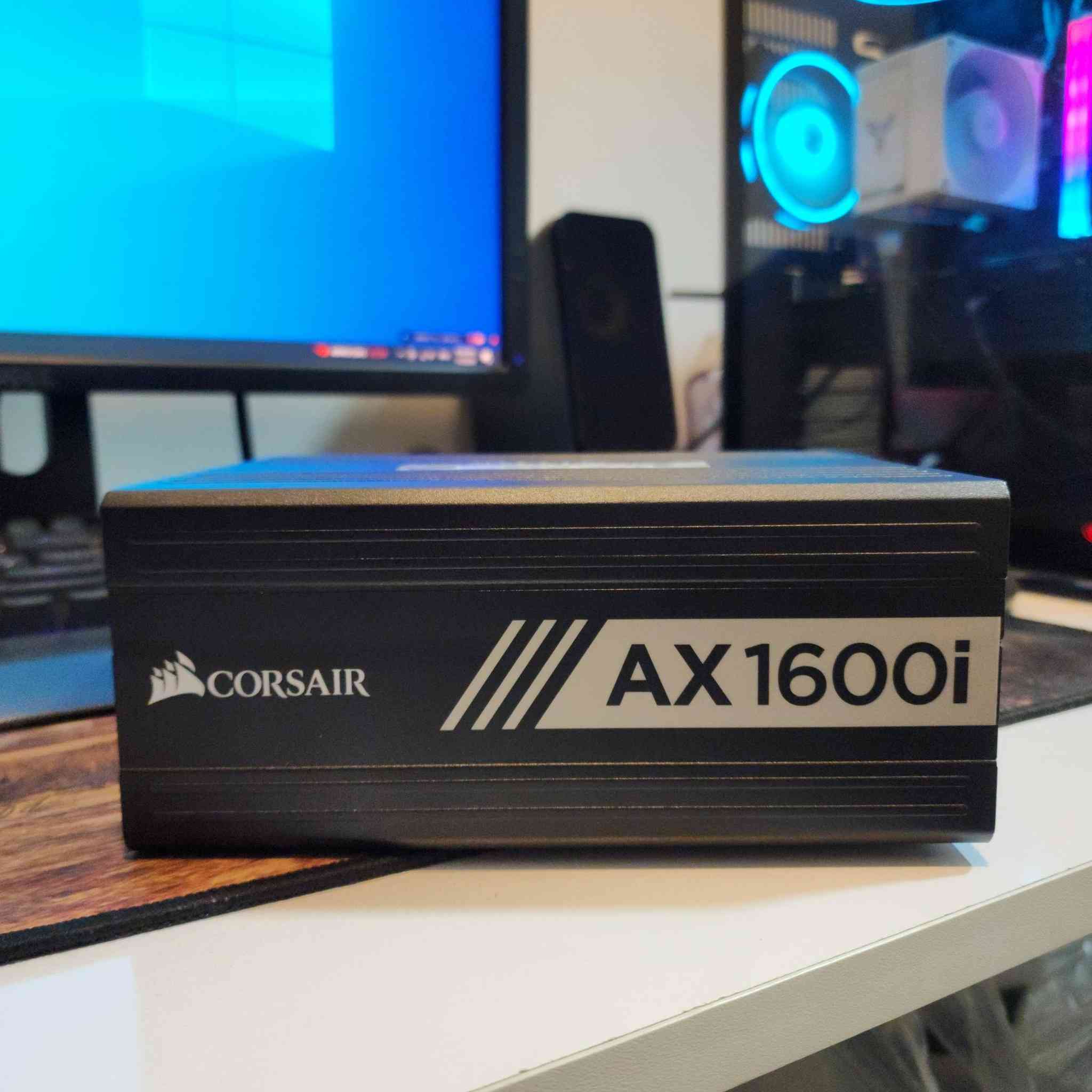 السلام عليكم بور سبلاي كورسير قطعة نادرة جديد غير مستخدم مفحوص فقط
CORSAIR AX1600i Digital 1600W 80+ 
Titanium - Full Modula
السعر ٣٠٠ ألف متوفر توصيل


**إذا كنت صاحب هذا الإعلان وتريد حذفه لأي سبب، رجاءا أرسل رسالة إلى الدعم الفني**