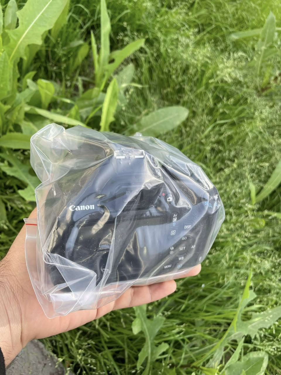 للبيع كانون
Canon1200   EOS

الملحقات 

عدسة 55.18 اوتو فوكس 

رام SD الأصلي وكاله

شاحنه

بطاريه 

جنطة درع ضد الكسر

حزام كتف

 

الكامرا نظافة 100% جديده مستخدمه سبوع واحد فقط

المكان بغداد للاستفسار اكثر التواصل السعر خاص او الاتصال ***********
