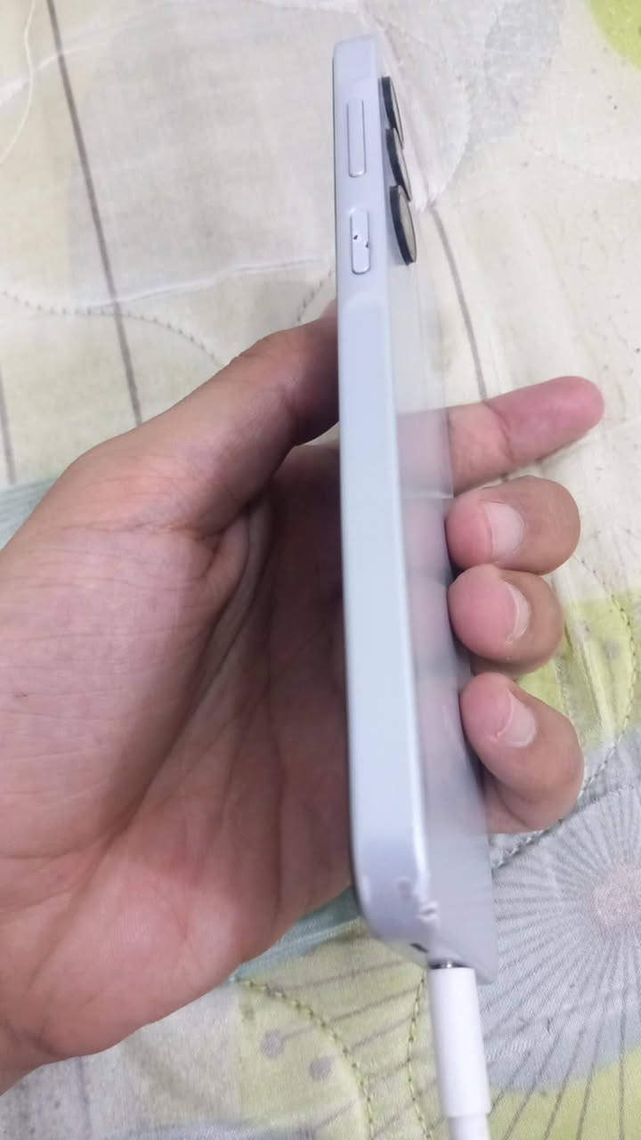 السلام عليكم A16. M جهاز مبدل شاشه عاديه مو اصليه  انتبو مو اصليه بس شغاله   ببجي 60فريم   بيس دقه حلو٧و جهاز مرتب ومناسب سعر55 الف دينار  ذاكرته 128b د


**إذا كنت صاحب هذا الإعلان وتريد حذفه لأي سبب، رجاءا أرسل رسالة إلى الدعم الفني**
