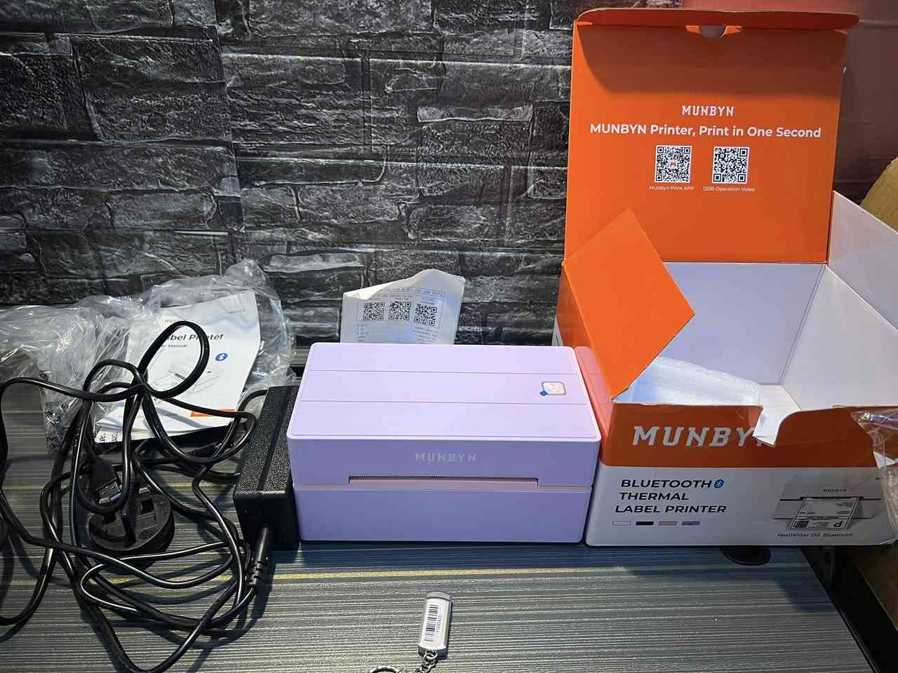 طابعه ستيكرات جديدة لوك  قيم واخذ


**إذا كنت صاحب هذا الإعلان وتريد حذفه لأي سبب، رجاءا أرسل رسالة إلى الدعم الفني**