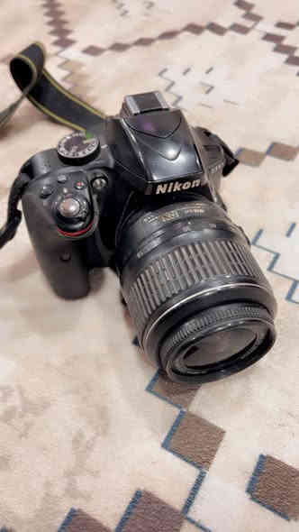 كاميرا nikon 3300 للبيع للإستفسار *********** واتساب
