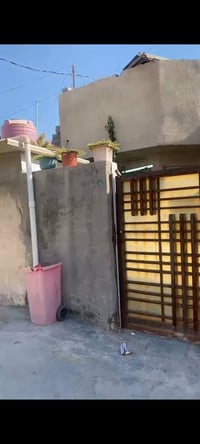 بيت مساحه ١٢٠ متر زعفرانيه نهايه شارع معهد حنيبت مقابل أسواق تفاحه واج...