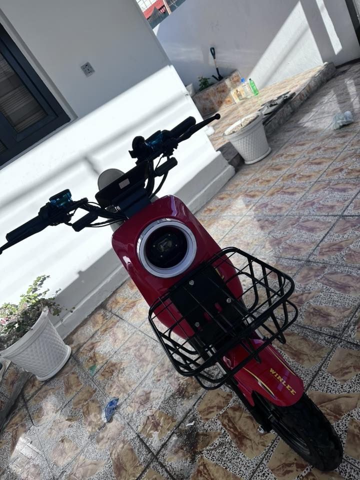 السلام عليكم دراجه R9للبيع
مابي اي نقص فقط بطارية نص عمر 
السعر 325 وبي مجال
***********
