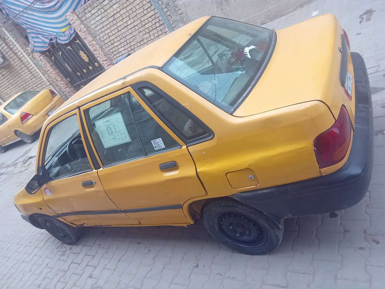 السلام عليكم سايبه كدامكم بغداد ٢٠١٠
راعيهه ببو غريب وما اندله 
عندي مستمسكاتهه ابيع كوم حديد قفل ٨ أوراق 
*********** العنوان بغداد
