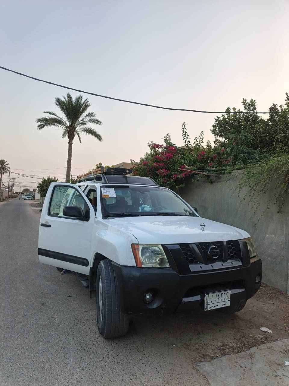نيسان اكستيرا se  2008  بيها طخه بخشم جاملغ بسيطه سياره حلوه وكاعده رقم انبار محركها بي رخاوه وصوت راجز  بس. شغال ويمشي لا تنقيص ولا تبخير بس عزم مابي ابيع محرك گايم سياره من اشتريتها ع هذ وضعها صار 8 اشهر امشي على هذا محرك  ومداري.بالدهن تبريد مو شغال داخل نضيف نقوصات بسيطه سياره حلوه وتحتاج تعمير بسيط بالمحرك 
*********** واتساب 
مكانها انبار 
75$
