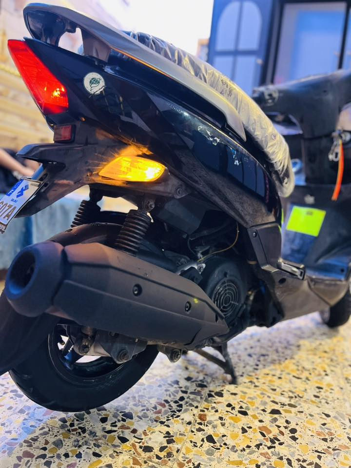 سلام عليكم 
دراجه جي تي ار مال رمبه ما متعوبه الدراجه الدراجه مال بيت فولل نضافه تجي وتشوف بعينك مكفوله الدراجه من الرمبه اليه اي نقص مابيها للبيع السعر 950وبيها مجال حك الجيه 
رقم: ***********
مكان بغداد البلديات شارع المصرف
