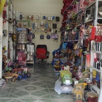محل للبيع هو و الغراض مكانه حي الحكم قرب صيدلية ادم علما يخلص ايجار ال...