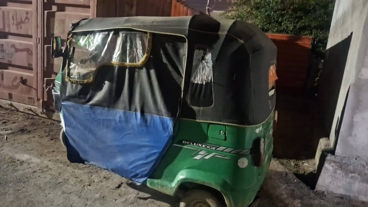 السلام عليكم تكتك للبيع مديل 21 مكينه جديده توه شادها وتكتك يرادلها غسل وانه مافارغ اغسلها
سبب لبيعه عدي دوام ومحتاجها ***********
