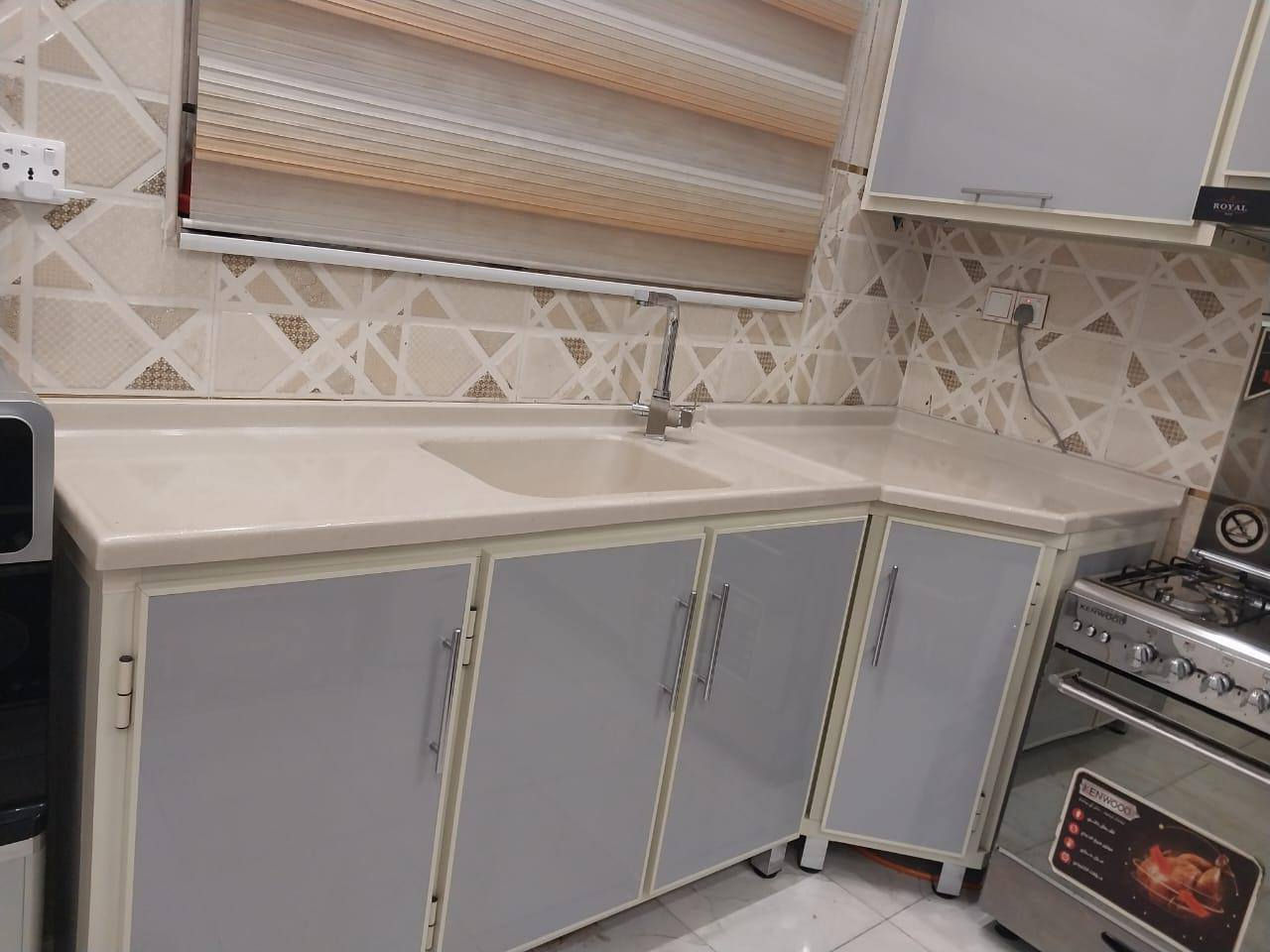 السلام عليكم لدينا كاونتر للبيع استخدام قليل جدا بسعر مليون وربع ١٢٥٠٠٠٠


**إذا كنت صاحب هذا الإعلان وتريد حذفه لأي سبب، رجاءا أرسل رسالة إلى الدعم الفني**