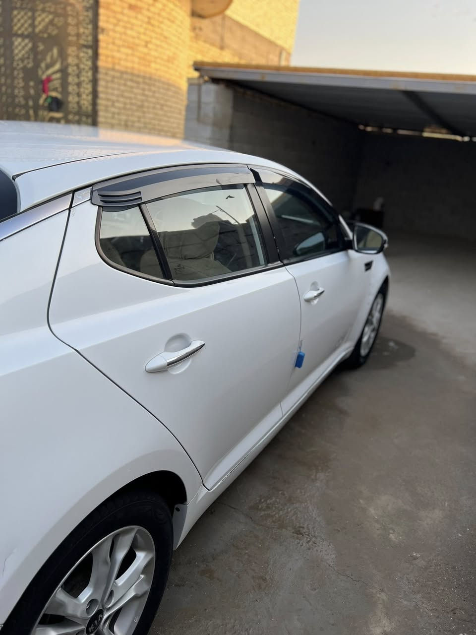 سيارة او بتيما موديل 2013مكفوله من الضربه  ومن     الصبغ رقم ذي قار ..بأسمنه ..السعر ع خاص /***********
