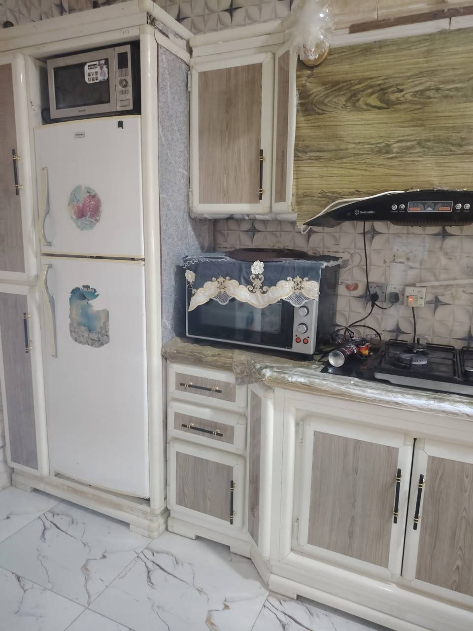 كاونترات للبيع عنوان كوكجلي موصل سعر 400 وبي مجال


**إذا كنت صاحب هذا الإعلان وتريد حذفه لأي سبب، رجاءا أرسل رسالة إلى الدعم الفني**
