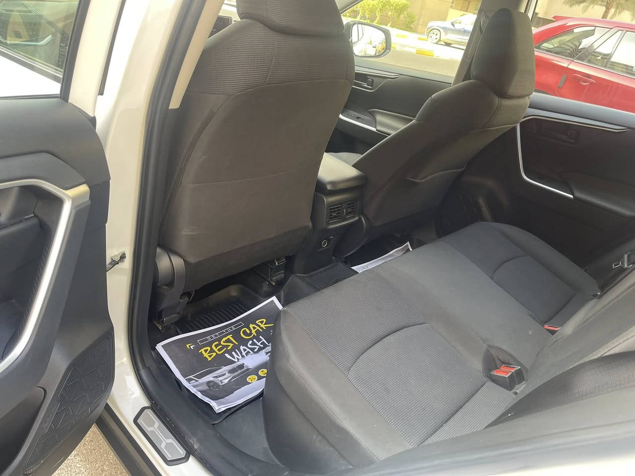 السلام عليكم راف فور 2024 وارد امريكي شاصي موضح بالصورة للاستفسار اتصال ***********
