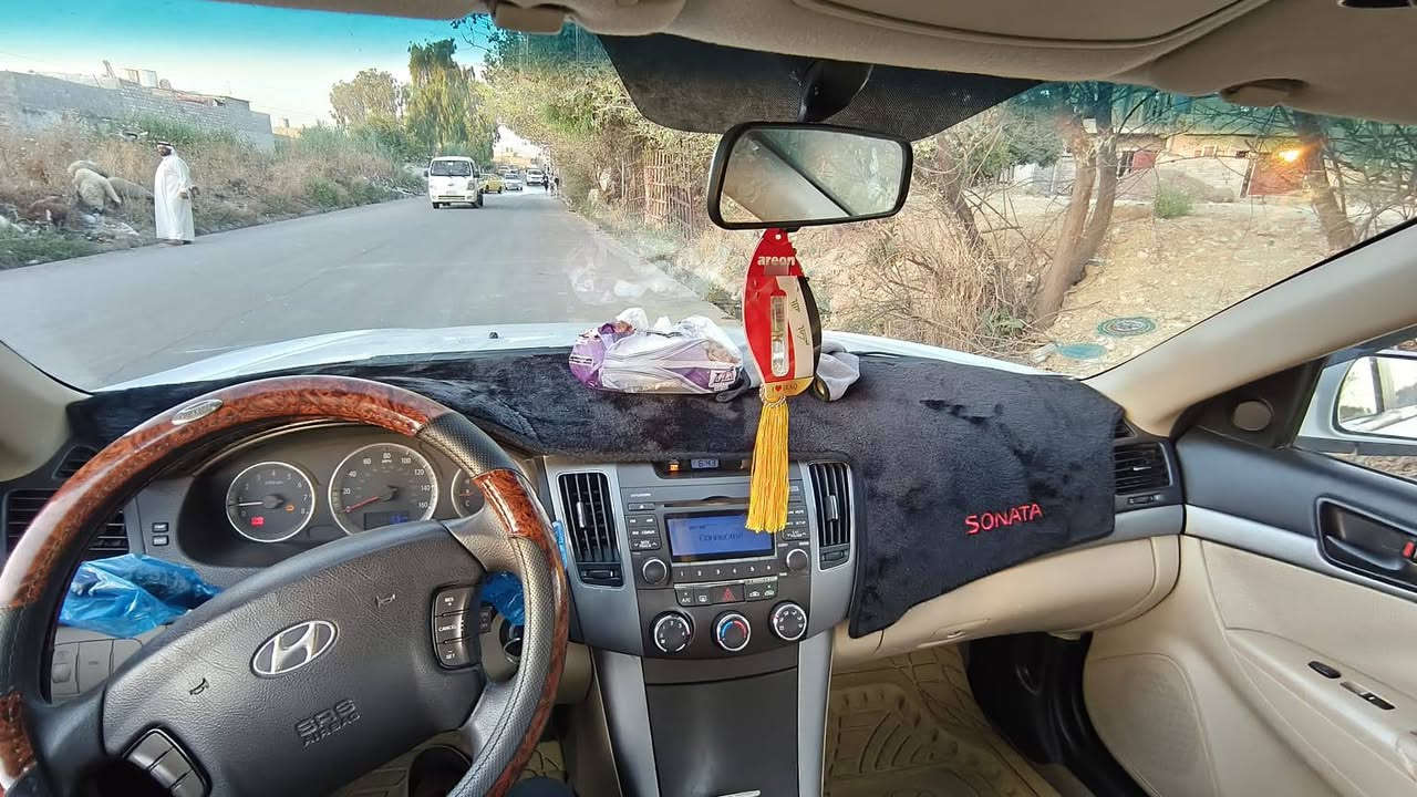 السلام عليكم للبيع فقط سوناته موديل 10 امريكي كود واحد كله بيها صبغ جاملغ الخلفي اليمين بدون دواخل و باب اليمين  رقم نينوئ بسمي شرك التحويل سياره جاهزه ما تصرف ربع عليه مكينه 240شرط وكير شرط العنوان الموصل الايمن السعر 110وبيها مجال ***********

