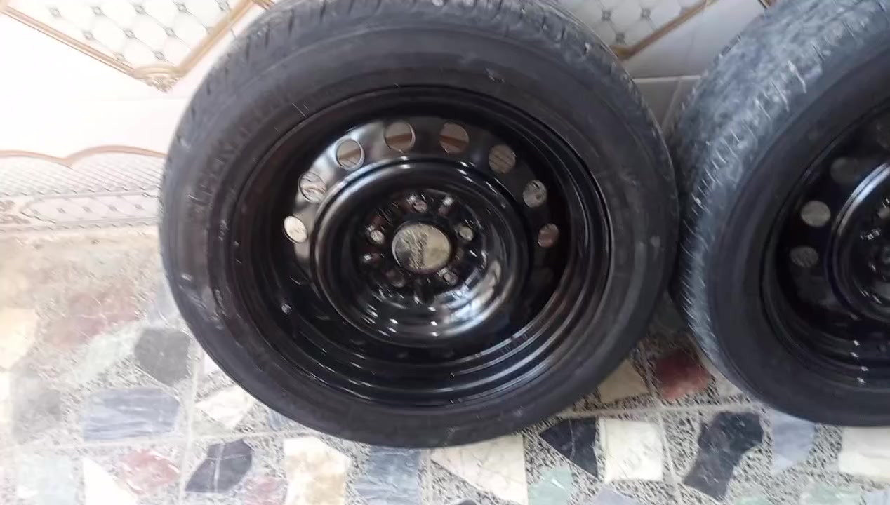 تايرات ويل 16البيع 
200 وبيهن مجال
***********
