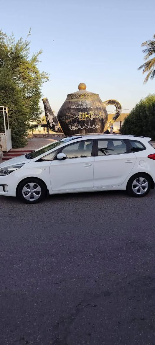 السلام عليكم كيا كارنز موديل 14 مكفوله من الضربه والتبديل عده صبغ قليل اثر تكشير  السياره فول مواصفات بسمي 7 راكب للاستفسار الاتصال على ***********1 مكانهه السماوه امراوس حته لو اغله من عدهه انطي فرق السعر 140 وبيهه مجال
