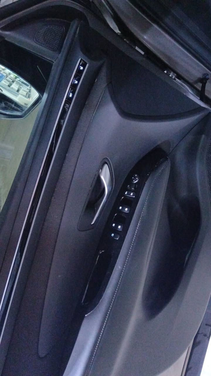 السلام عليكم للبيع
السيــــارة : توسان

الـضرر  :جامرلغ امامي وبنيد

المـــــــوديــــــل :2023 1/1 كوري

لـون الســـــــيارة :نفطي

ألمسافة ألمقطوعة : 

حجـــم المحــرك :1600تيربو 

رقــــم اللوحـــــة :  

الـــــســعــــــــر :180 وبيهة مجال بسيط

———————————————————————

المواصفات 

رادار أمامي 

كروس سرعة

تحديد مسار 

كامرة خلفية وامامية

تحكم أستيرن 

مود درايف 3 أنظمة للقيادة 

___________________________

العنوان: بغداد الفحامة قرب جزيرة بغداد السياحية

للأستفسار الاتصال: ***********
