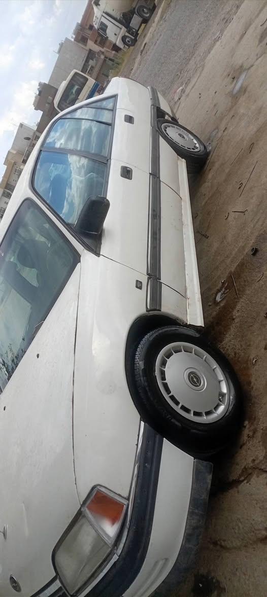 ئوبل ئوميگا ١٩٩٢ دةعمي قورسي نيه سه يارةكه زؤر جوانه گير مه گينه به شه رتي ١٠٠ فيته ر ئاريم پلاسيك سليماني ٢١ گه لاو معامه له *********** السليمانية, العراق
