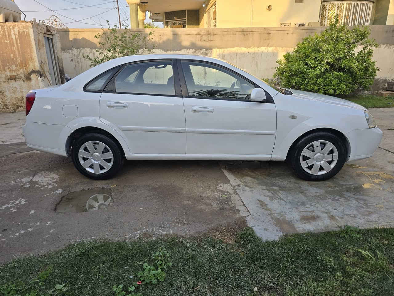 السلام عليكم شوفرليت اوبترا موديل 2011 رقم ديالى كير اوتوماتيك بيهه مكانات صبغ ابيع حزام بدون اي ضربه صدر جديد تايرات ٤ جديد كهربائيات كلهه شغاله دوشمه كامله ارضيه وكشنات السعر 68 ورقه وبيهه مجال *********** بي واتس اب
