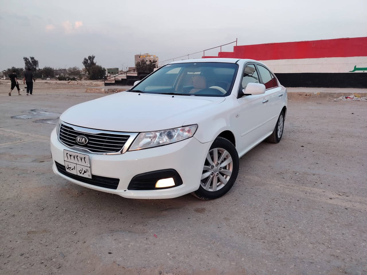 السلام عليكم
وبتيما موديل 10
خليجي رقم اربيل تحويل او وكاله
 بيهه نص جاملغ فقط امامي  كلش جديده 
السعر 118 وبيهه مجال
مكاني الديوانيه
***********
