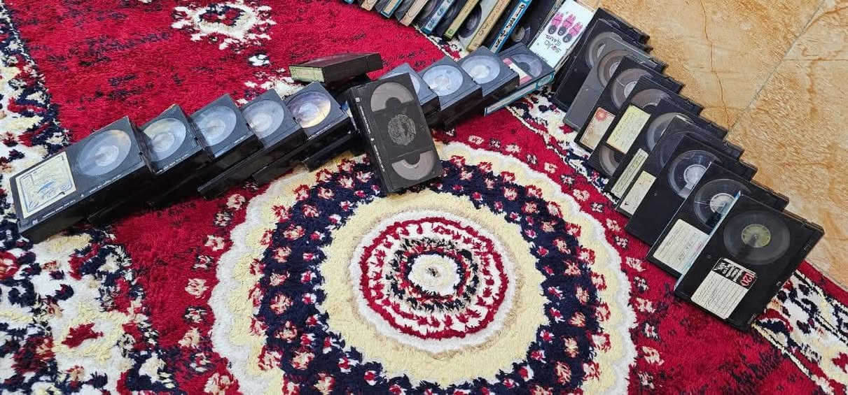 سلام عليكم كاسيتات للبيع السعر. واحد الف دينار


**إذا كنت صاحب هذا الإعلان وتريد حذفه لأي سبب، رجاءا أرسل رسالة إلى الدعم الفني**