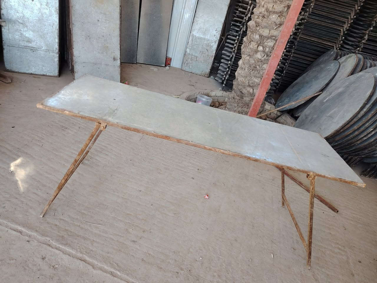 السلام عليكم
عندي ميوزه مستطيل للبيع العدد 150
السعر 30الف وبيه مجال العنوان كربلاء طوريج للاستفسار الاتصال على الرقم ***********
***********
