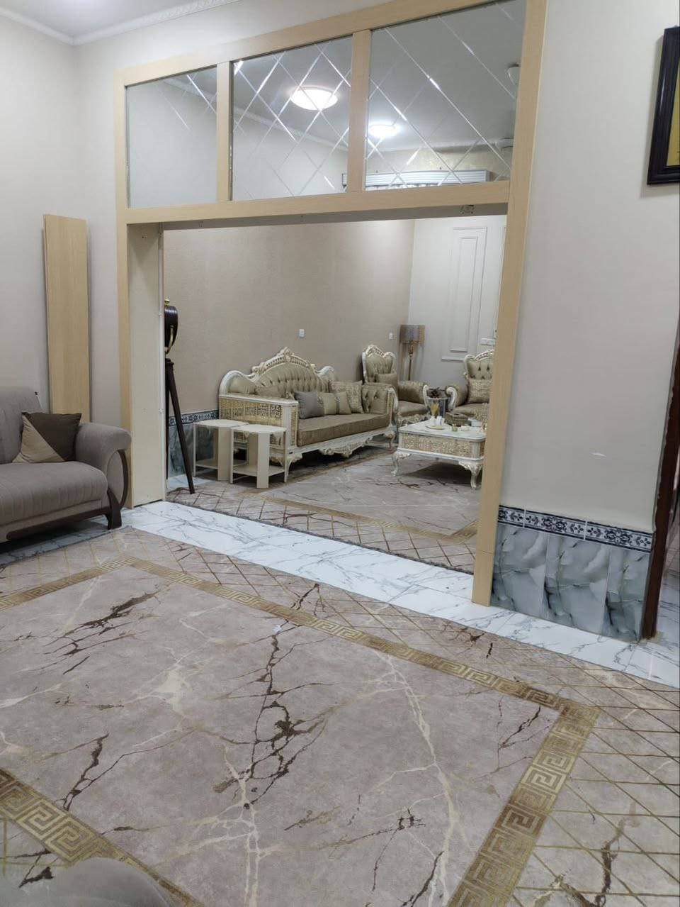 🏠بيت للبيع

•المساحة -200متر على شارع رئيسي 
•📍الموقع -الموحيه مقاطعة 40
•التفاصيل /طابق ونصف مسلح حديث
ط1\2غرفه+صاله+استقبال+مطبخ+صحيات 
ط2/2غرفه+صاله+صحيات 
الطابق الثاني نقص ارضية 

☎️للأستفسار/***********
فراس***********
واتسhttps://wa.me/9647872000799
للمزيد من العروض يمكنكم متابعتنا علئ فيس بوكhttps://www.facebook.com/share/19oiawJsJt/
الناصرية/فرع1 #الموحية
فرع2 #طريق #الحولي
