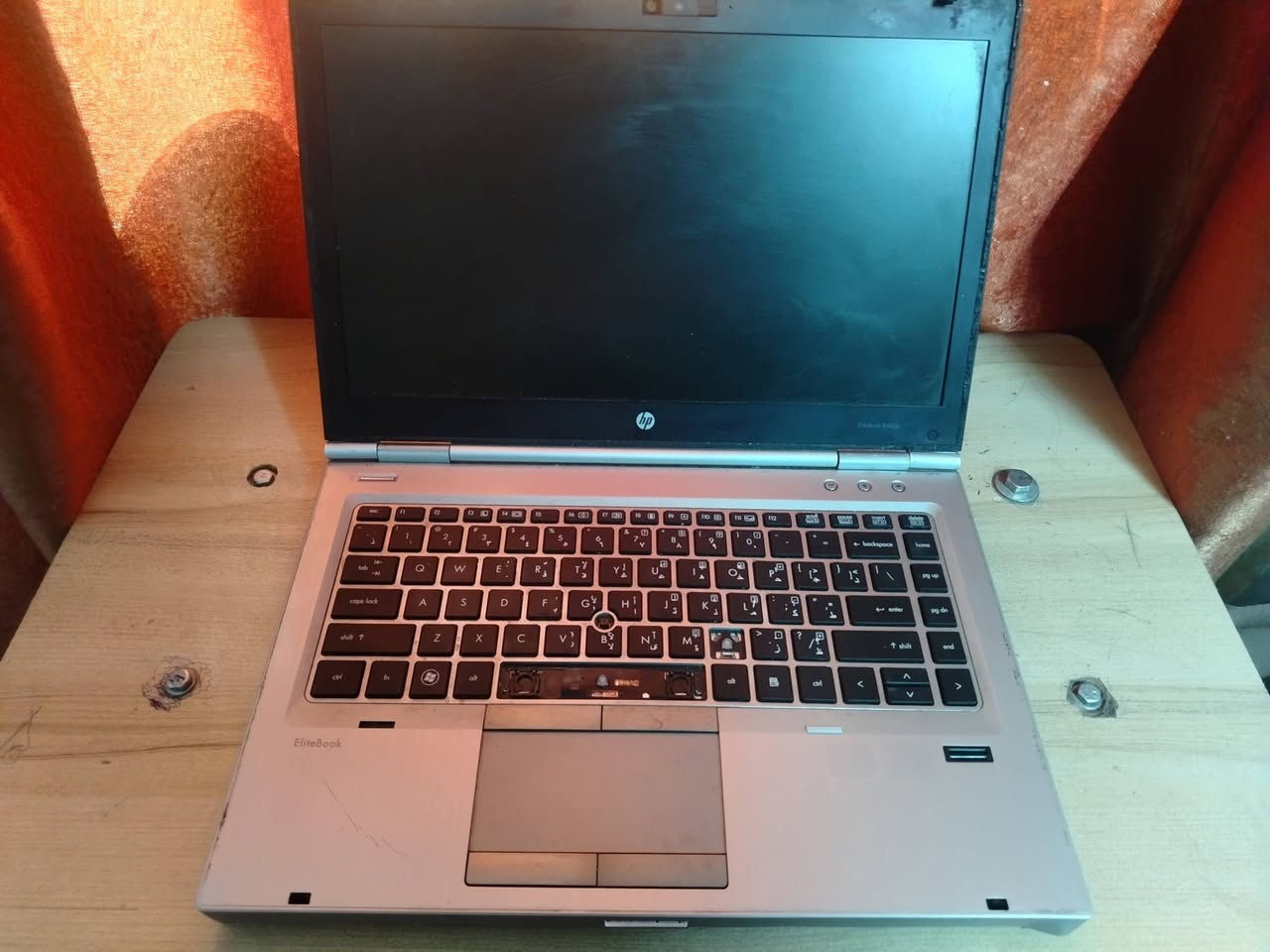 السلام عليكم لابتوب hp elite book 8460p
مواصفات..

كوراي 5 الجيل 2

رام 4 GB

هارد 500 GB HDD

 النقص..

دكمتين من الكيبورد او

  هوة بس تبديل كارت شاشة او يشتغل كلشي مابي او ماكو بطارية  السعر 25 الف


**إذا كنت صاحب هذا الإعلان وتريد حذفه لأي سبب، رجاءا أرسل رسالة إلى الدعم الفني**