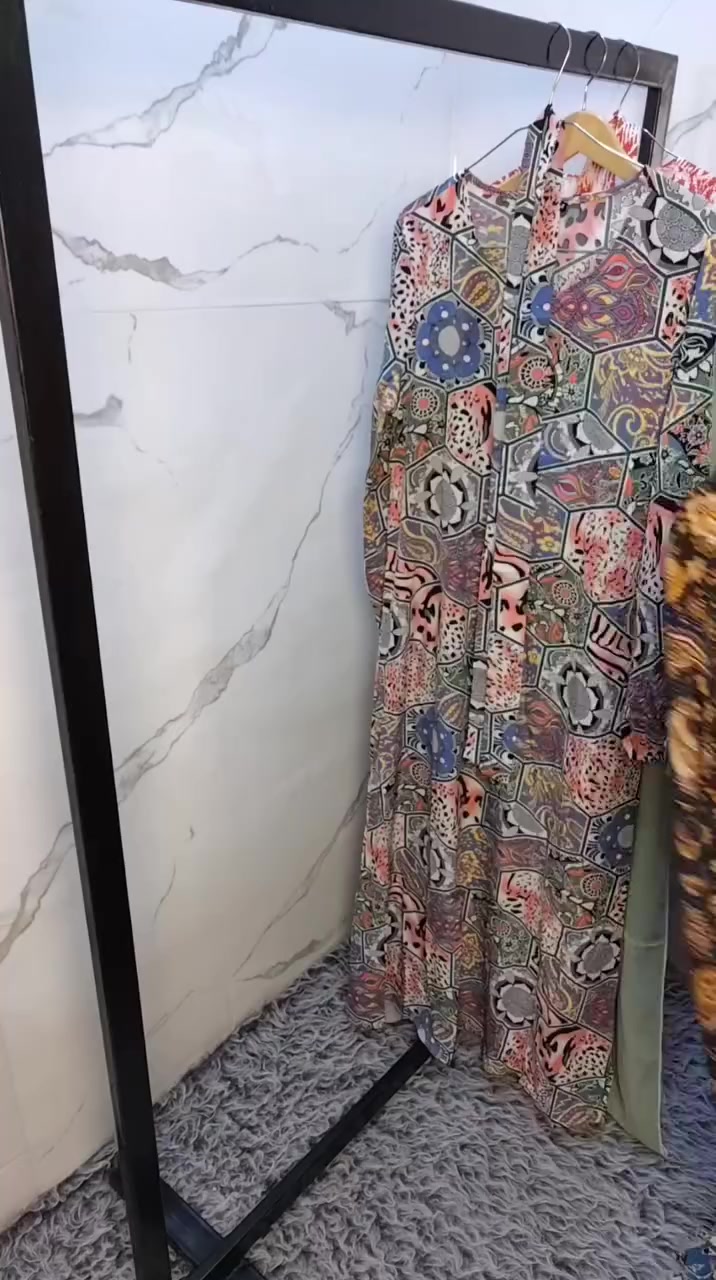 تميزي مع عالم التسوق نوفرلج ارقى الخامات بأنسب الاسعار كلابيات ومخاور قياسات مختلفة
الحجز خاص توصيل لجميع المحافظات العراق


**إذا كنت صاحب هذا الإعلان وتريد حذفه لأي سبب، رجاءا أرسل رسالة إلى الدعم الفني**