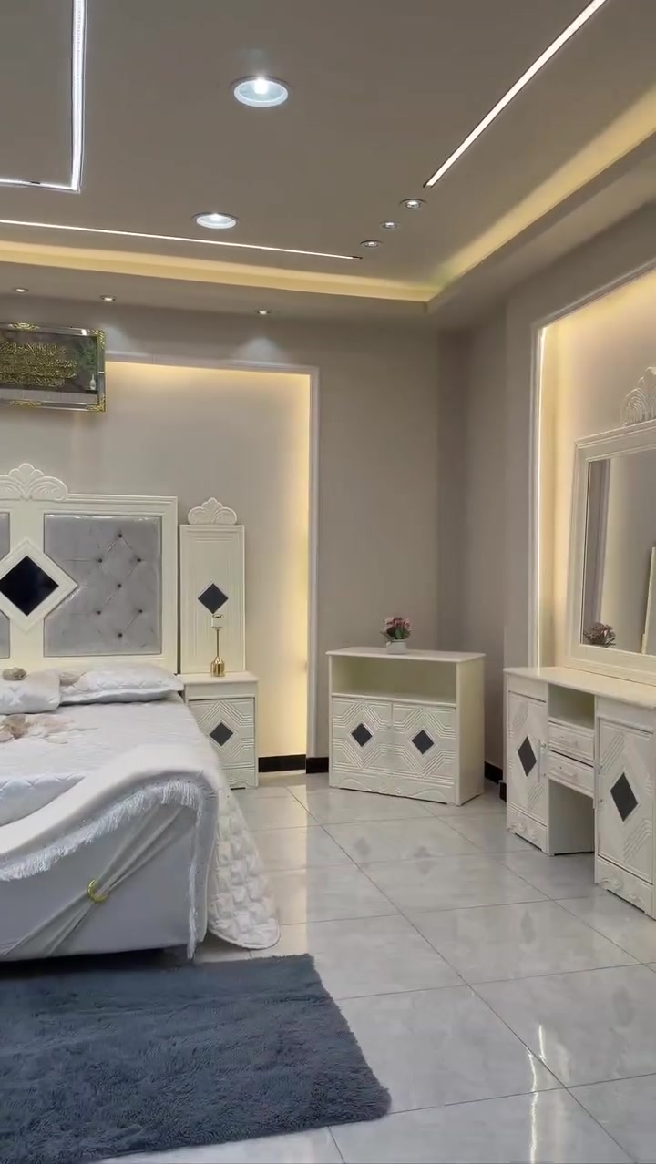 السعر مليون و50 مع شازلون وطابوريه


**إذا كنت صاحب هذا الإعلان وتريد حذفه لأي سبب، رجاءا أرسل رسالة إلى الدعم الفني**