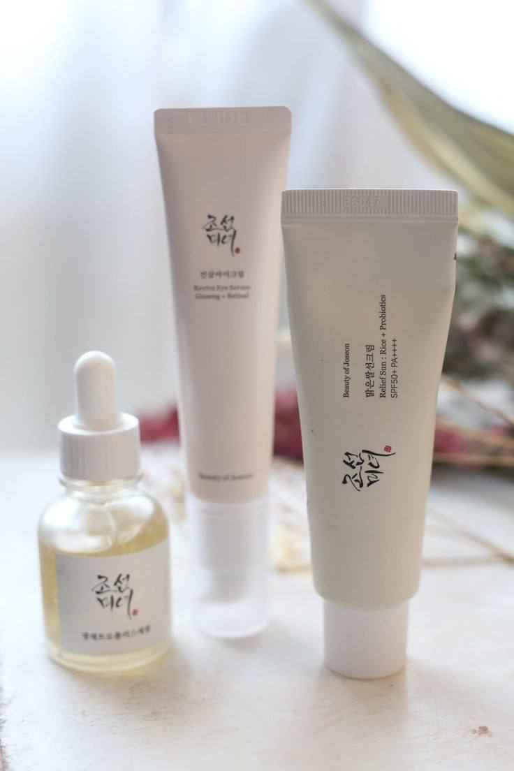 سيروم تحت العين الكوري 🇰🇷 من شركة بيوتي اوف جوسون

BEAUTY OF JOSEON - Revive Eye Serum : Ginseng + Retinal - 30ml
من افضل سيرومات تحت العيون سيروم تخفيف التجاعيد عن طريق تحفيز إنتاج الكولاجين لجعل البشرة مشدوده في مدار العين
هذا غير كونه يساعد على تفتيح الهالات 
خالي من الكحول والعطور والسيليكون يعني منتج آمن وفعال البصرة, العراق


**إذا كنت صاحب هذا الإعلان وتريد حذفه لأي سبب، رجاءا أرسل رسالة إلى الدعم الفني**