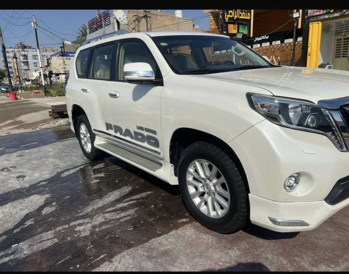 للبيع برادو VX موديل 2016 (أعلى فئة)
المواصفات:

- اللون: أبيض
- الفئة: VX أعلى فئة
- محرك: 6 سلندر
- دبل (دفع رباعي)
- خمس كامرات (360 درجة)
- استيرن متحرك
- كشنات كهربائية تدفئة وتبريد
-  فتحة سقف
- شاشة
- سنسرات أمامية وخلفية
- تحكم مقود
- كير أوتوماتيك
- رقم مميز
- العداد: 110,000 كم

حالة السيارة: نظيفة ( ضربه بسيطة في الباب خلف السائق فقط)
(حداديه جيدا جداً)
السعر: 38,000 دولار
المكان: بغداد – البلديات
للتواصل: (‭ 770 186 3739‬)
(‭782 883 6488‬)


**إذا كنت صاحب هذا الإعلان وتريد حذفه لأي سبب، رجاءا أرسل رسالة إلى الدعم الفني**