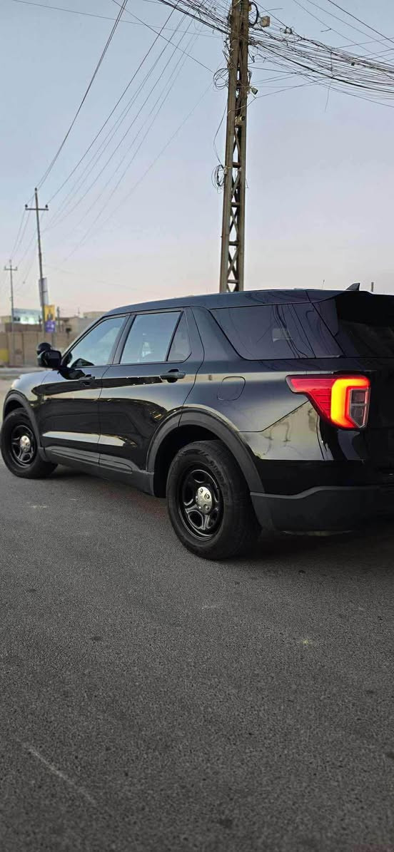 فورد اكسبلور 2023 مكانه البصره 
ربع البنيد صبغ فقط حادث بسيط 
6 سلندر السياره جاهزه فحص موقت تسجل باي مكان 
السعر 180 ورقه 
*********** البصرة, العراق
