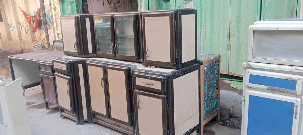 السلام عليكم كاونترات باله نضيفه  كلمن وسعره الاستفسار *********** ***********مكان الرفاعي شارع 40 خلف المحلات الجدد
