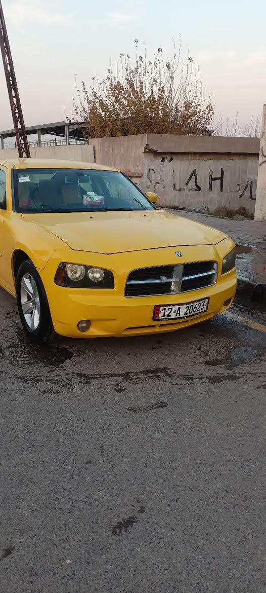 جاجر موديل 2010 رقم اجنبي نينوى 
هزه جديده بدون ضرر بيها معجون مال تكسي 
كير ومحرك اكسن شرط 
السعر 100 وبيها مجال 
***********
