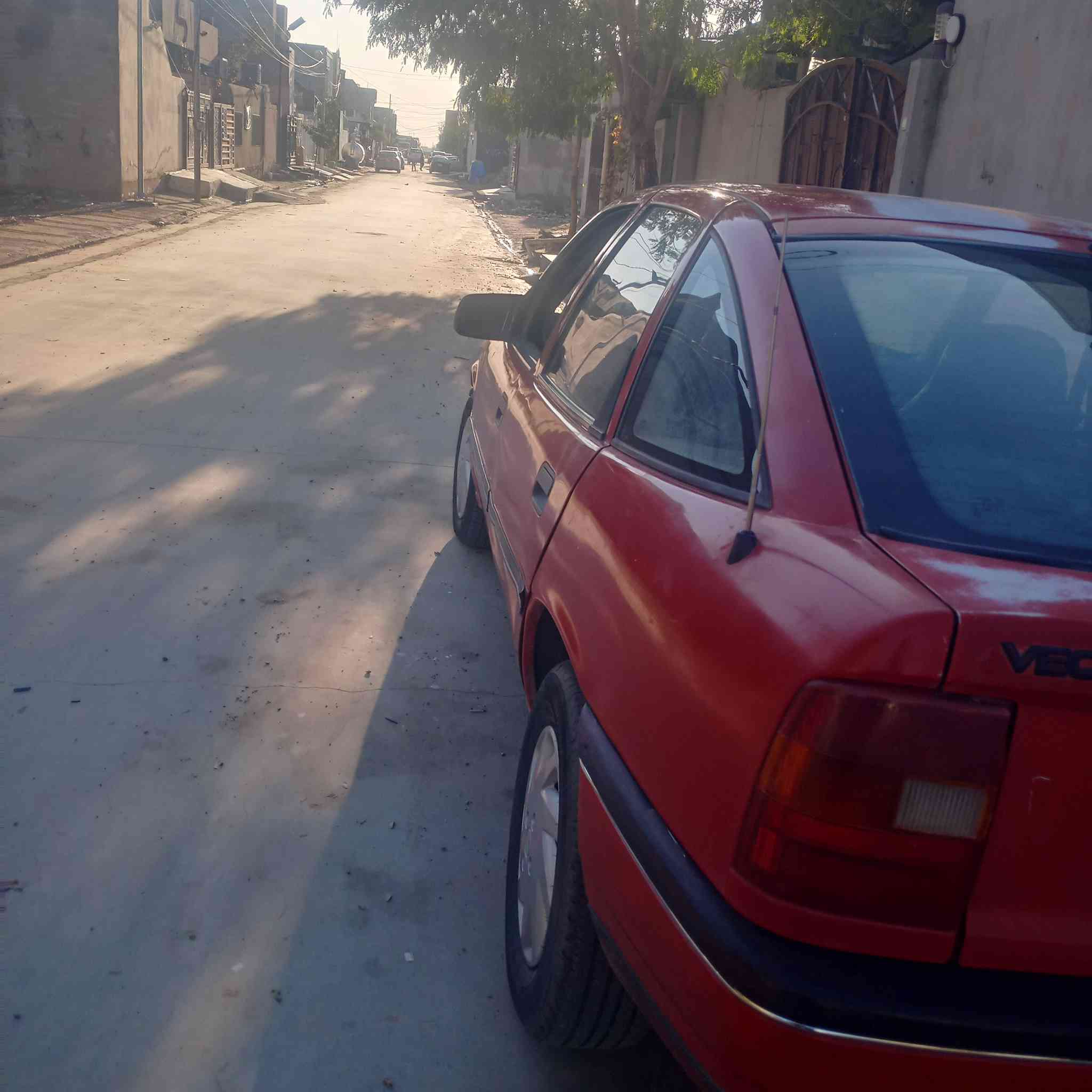 اوبل فيكترا موديل 92 محرك حجم 18 رقم كركوك الماني سنويه عظم عاج الليف محرك وكير بالشرط السياره خير من الله تخم تاير جديد كهربائيات شغاله كلها بيها دفتر بانزين شرط التحويل مكان السياره كركوك السياره بدون حادث قوي بيها قليل صبغ. كلها على البلاد يرهم مراوس   الشراي يخابر سعرها 31 ورقه ***********
