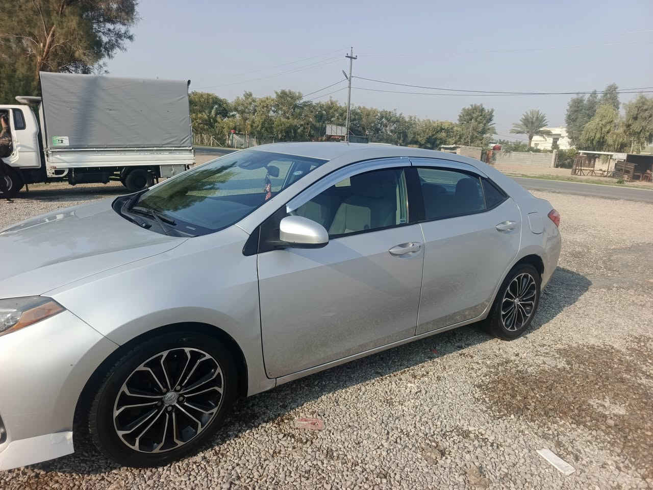 كورلا موديل ٢٠١٧ وارد أمريكي رقم سليمانية جديد بيها أربع قطع صبغ ابيع احزام السونار مرفق مع الصور ضررها جاملق أمامي من دون شواصي ولغد كير ومكينة مكفول تبريد شغال تخم تاير وصدر جديد السعر 118 وبيها مجال بسيط
اتصال فقط ***********
مكاني ديالى.. سد حمرين
