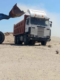 سياره سكانيه للبيع شاصي كفاله محرك لا تنقيص ولا تبخير وبدي 19متر تواير...