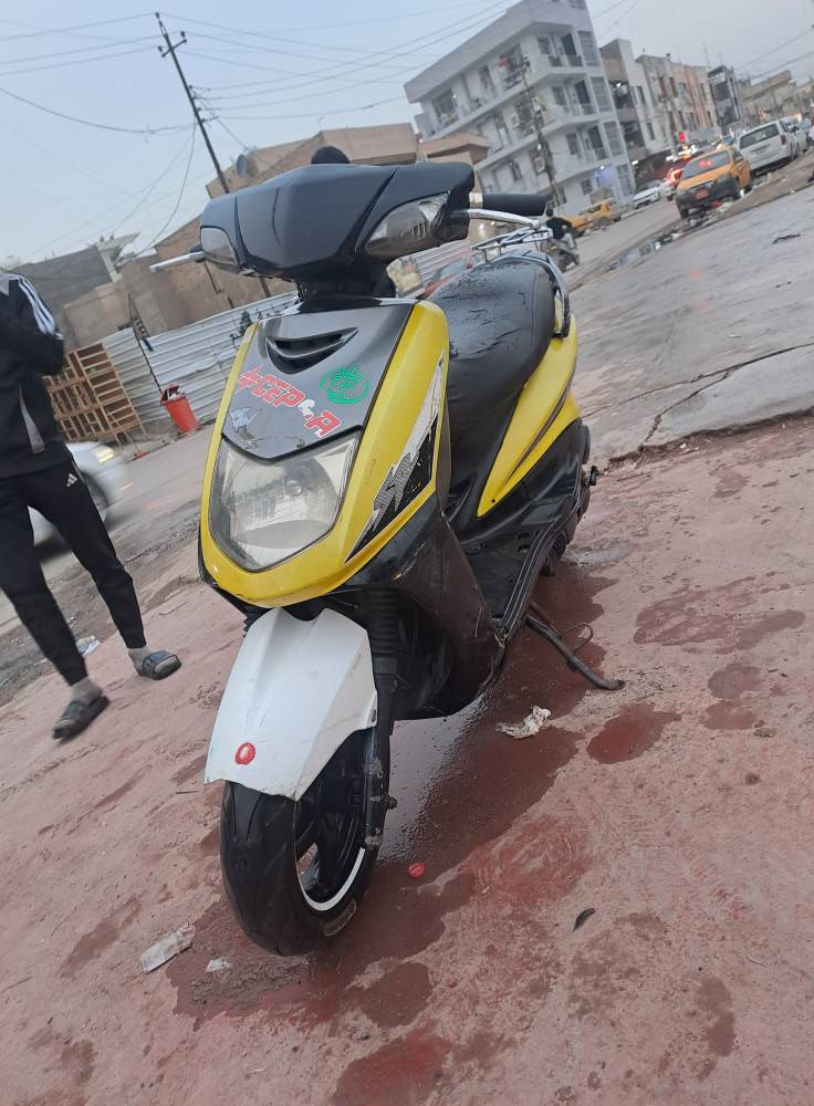 سلام عليكم سكنس نثيه سرعه 140دراجه خير من الله نكره سلف وهندر بكل وقت محرك لانضوح لاتبخير لاتنقيص شلعه ومعدل شك الكاع كهرباءيات كلها شغاله لايت زنون اشاير هورن دشبول بكلايت تايرات جدد بريكات امامي وخلفي كفرات كلها مختمه  دراجه خير من الله جيب فيتر وياك وفحص مكفوله من اسرقه وتاخذها من البيت رايدها ب400وبيها مجال حك جيه مكاني بغداد البلديات لتواصل واتساب او اتصال *********** بغداد, العراق
