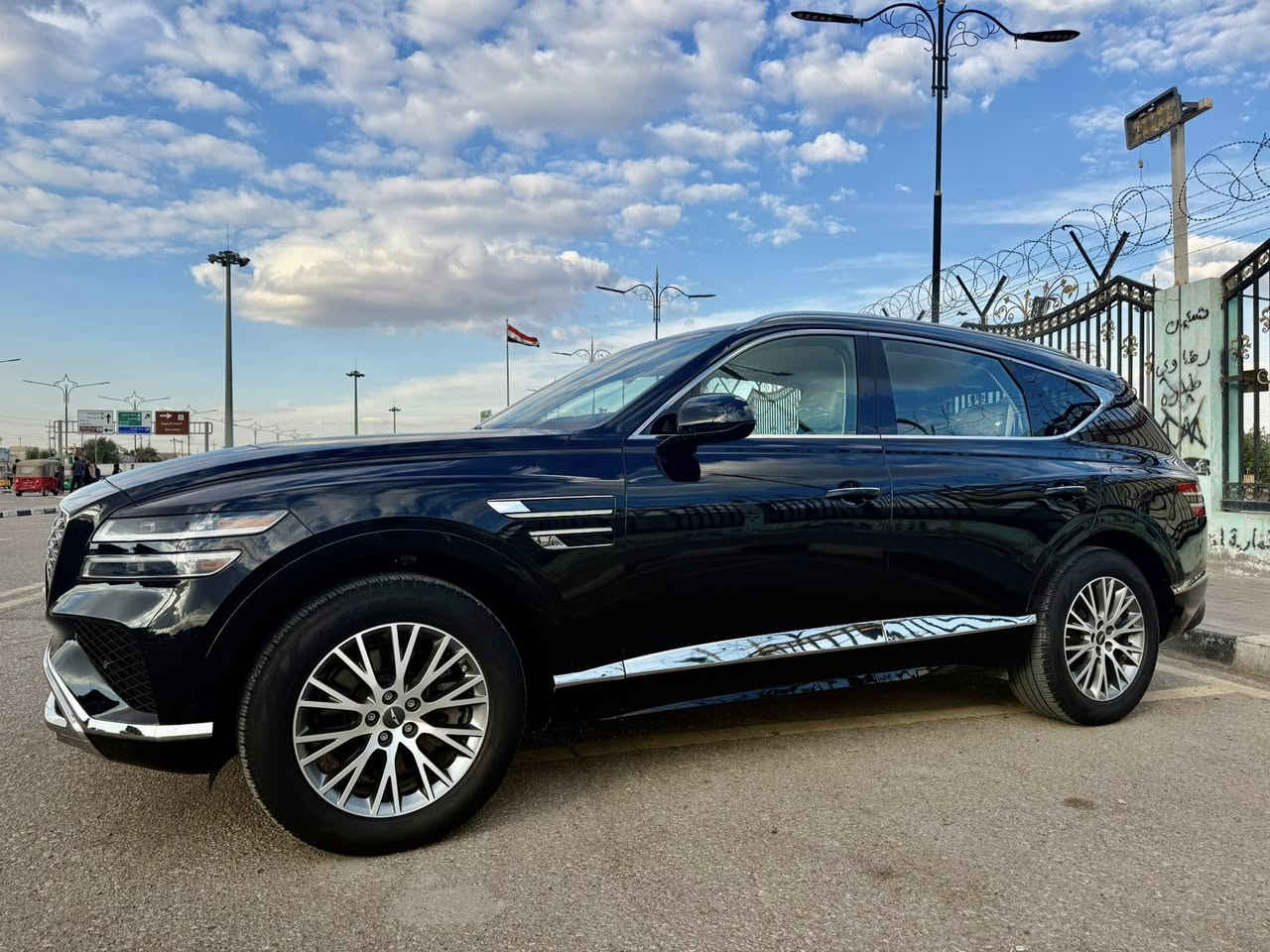 للبيع فقط ..
Gv80 2023
مكفولة كفالة عامة من كلشي ومغلفة افلام حماية ppf البدي كامل اصلي ضمان ٧ سنوات
رقم بغداد باسمي  
4 سلندر تيربو 2500 
المواصفات BASE 
يعني المواصفات المعروفة بس بدون بانوراما وكامرة وحده مو ٤ 
التقرير موجود السياره الضرر الوحيد بيها دعامية امامية وتم استبدالها بدعامية شكل ال٢٥ اصلية وكالة بدون صبغ يعني السيارة بدون تعمير وبدون صبغ 
ماشيه ٥٤ الف ميل  
مكان السيارة العماره 
السعر 330$  وبيها مجال شي بسيط  
***********
