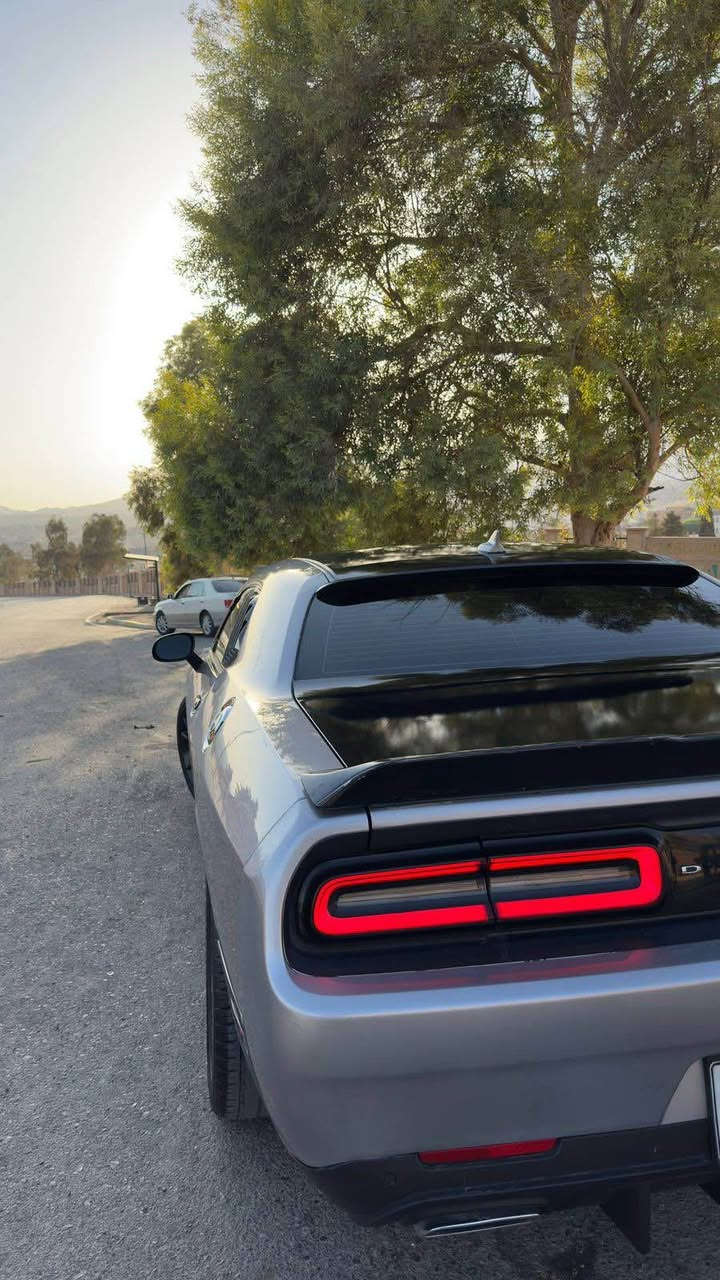 عربي 🖤
‏Dodge Challenger /2017 💥 🇺🇸
کیر اوتو مکینە V6  3.6 
سیارە کلش جديدة
دعامية SRT
و ويالة و تايرات جديدة 
وياله SRT جديدة 
مواصفات SXT
شاشة وسط
كشن جلد احمر ❤️
دفيوزر و لحية SRT 
حدادية صدر جديد 
تريد وكالة او تحويل حاضر 
مكينة و كير بشرط 
شرط فحص 
ماشیە ٧٠٠٠٠ الف
سعر ١٤٥ ورق و مجال 
مكاني اربيل / كوىسنجاق
***********
***********

 کوردی 
‏Dodge Challenger /2017 💥 🇺🇸
توماتیک ٣.٦ بێ دەسکاری ستوک
مواسفات 
شاشە وصط
کوشین جلد ناو سۆر 
دفیوزر و لحیە SRT
تاخم پێشی و بشتی نوێیە 
تایەو ویلی نوێی SRT بۆ بەستراوە 
سەیارەکە زۆر خاوێن و نوێیە بێ تەقەو رەقەیە 
گلۆپی ئێرباگ و دەشبول پێ نیە 
٧٧٠٠٠ رۆشتوە 
سعر ١٤٥ وەرەقە و مەجال 
شوێن هەولێر
***********
*********** كويسينجاك, أربيل
